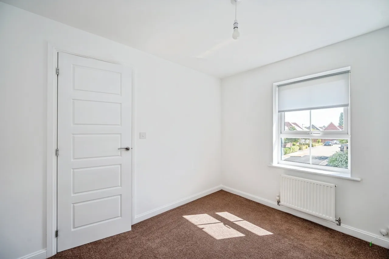 Billy Road, Hayling Island, PO11, photo 11