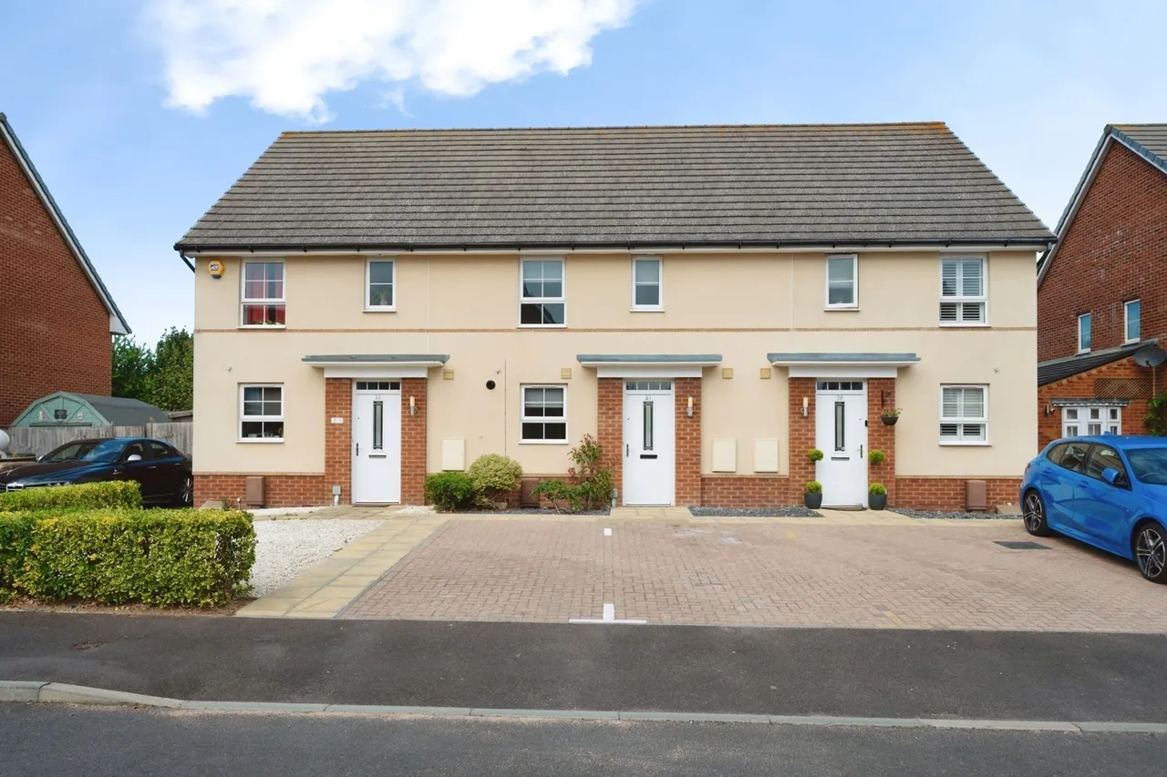 3 bed house for sale, Billy Road, Hayling Island, PO11