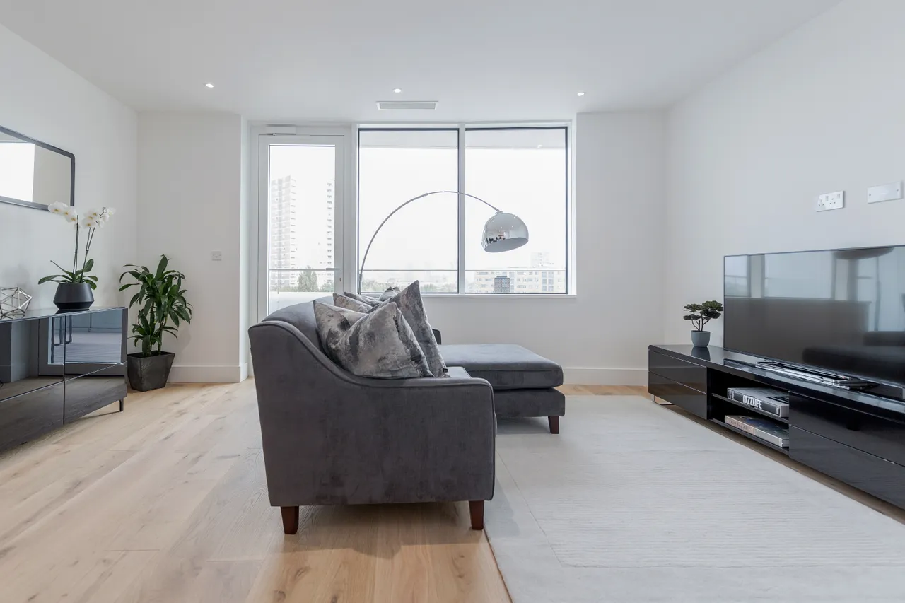 Lombard Road, Battersea, SW11, photo 6