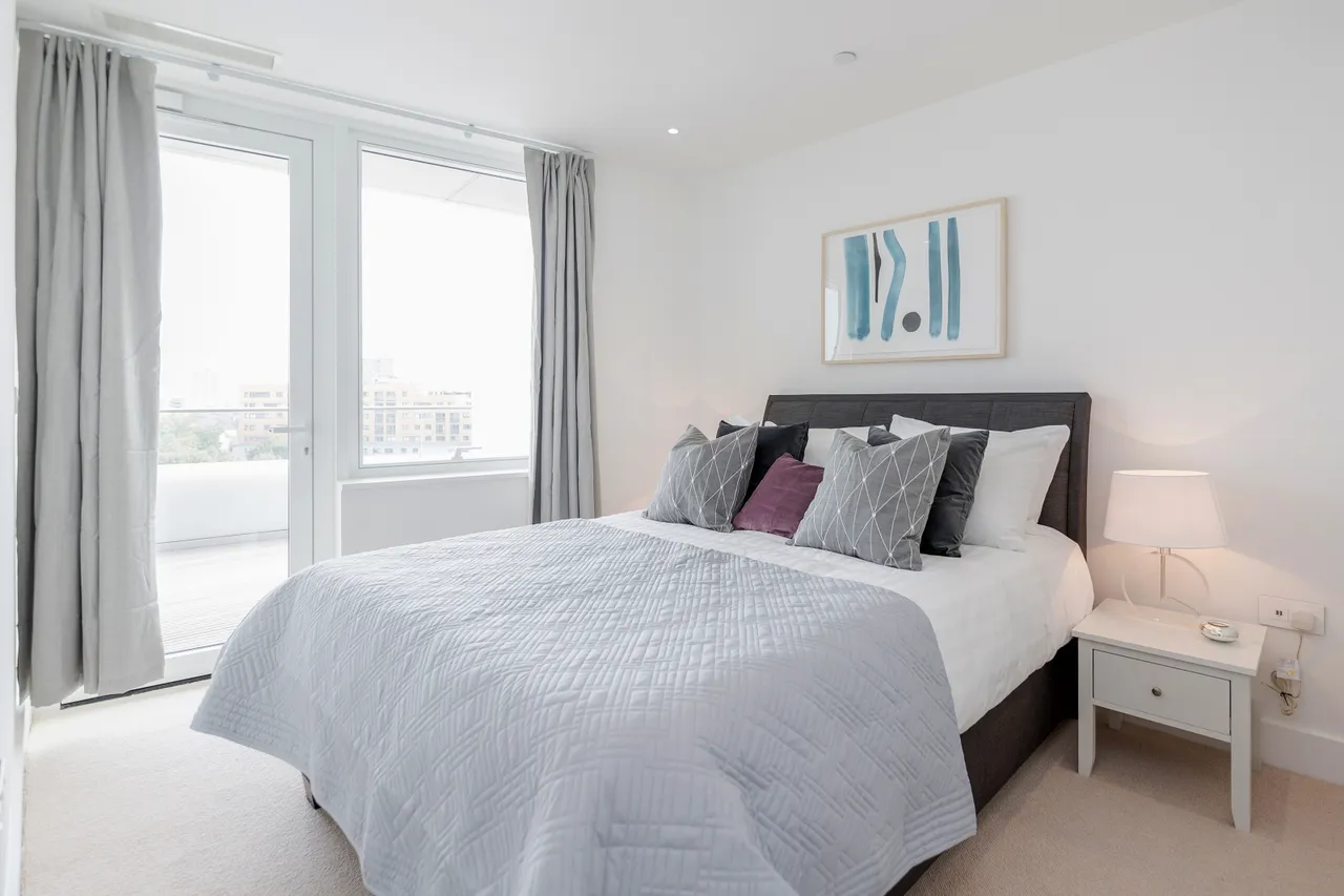 Lombard Road, Battersea, SW11, photo 3