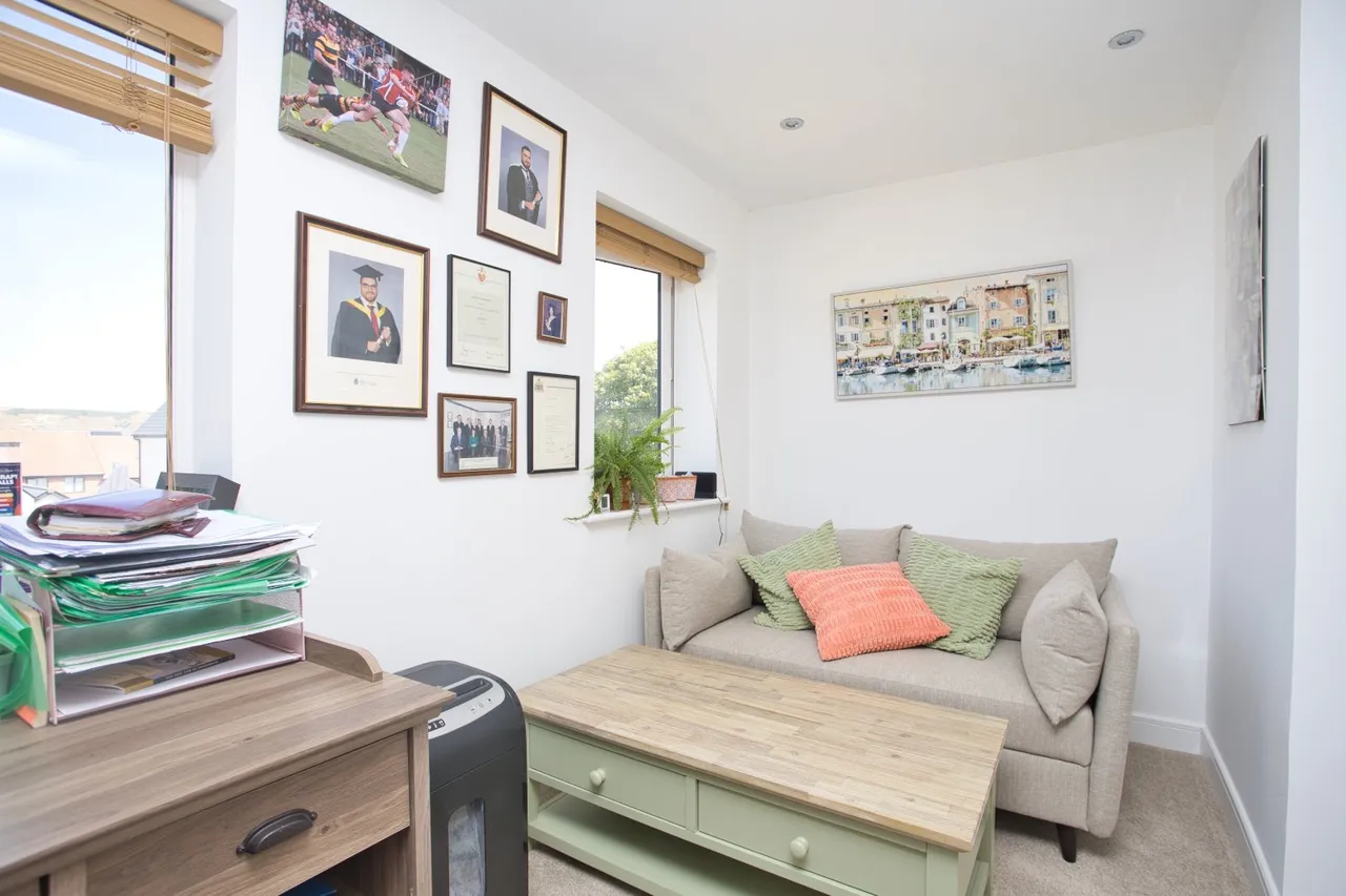 Grenadier Drive, Folkestone, CT20, photo 14