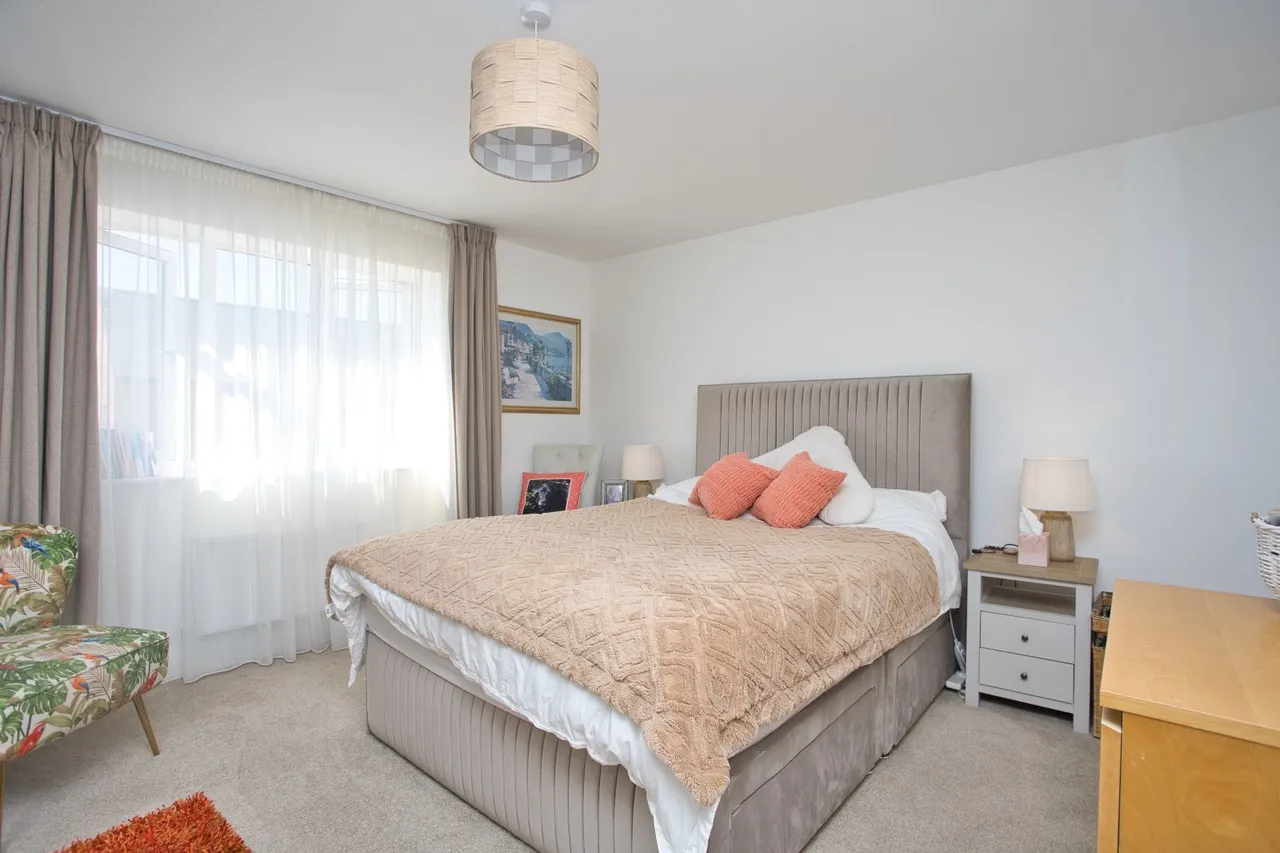 Grenadier Drive, Folkestone, CT20, photo 16