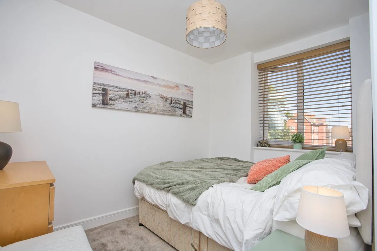 Grenadier Drive, Folkestone, CT20, photo 11