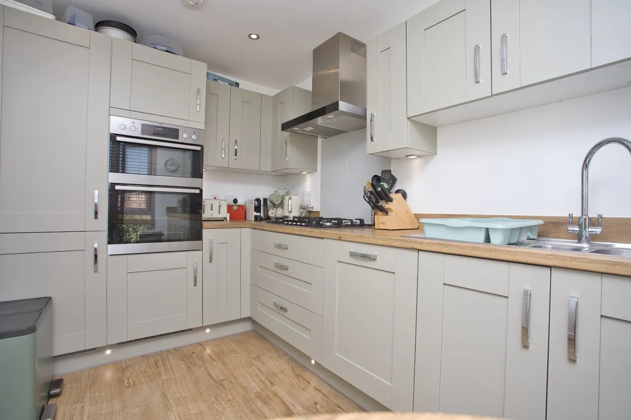 Grenadier Drive, Folkestone, CT20, photo 7