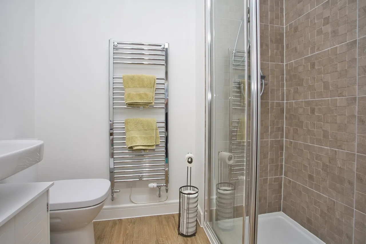 Grenadier Drive, Folkestone, CT20, photo 17