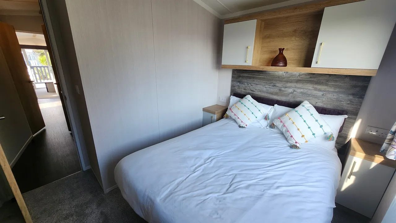 Havant Road, Hayling Island, PO11, photo 5