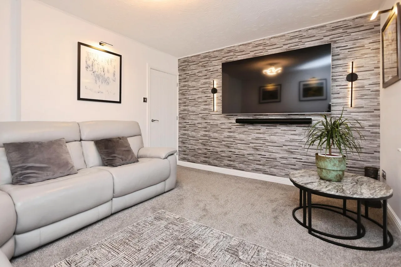 Swan Drive, Droitwich, WR9, photo 14