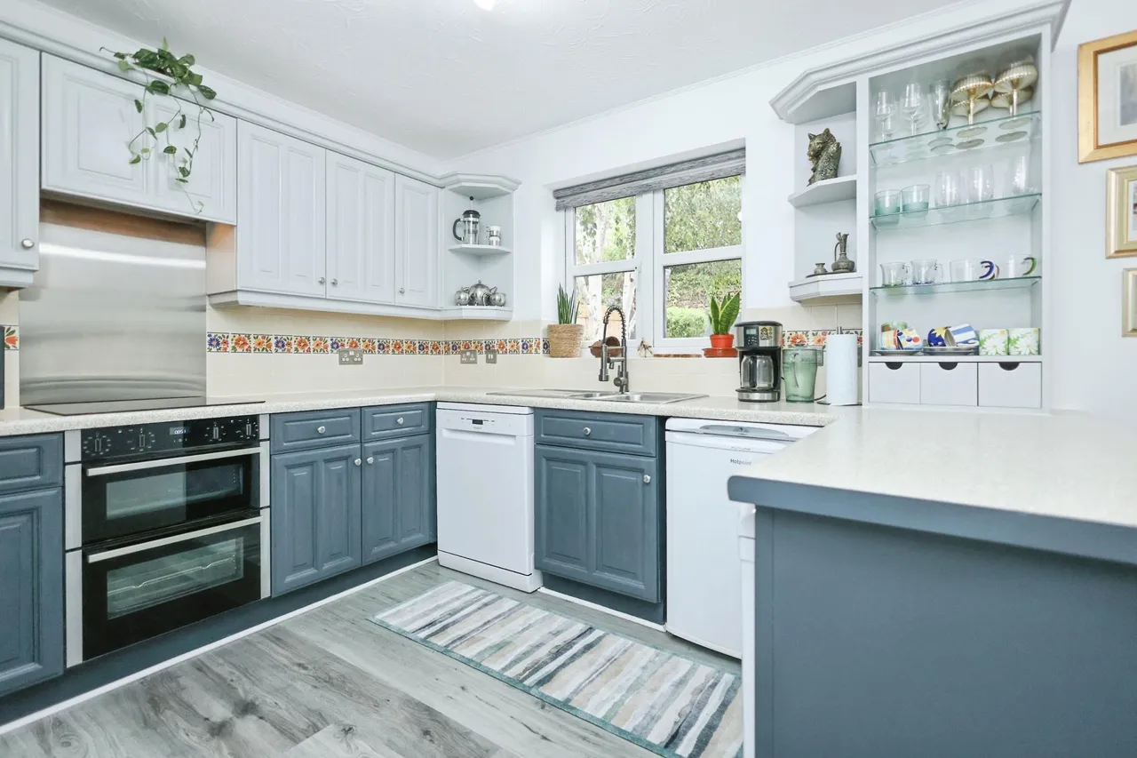 Swan Drive, Droitwich, WR9, photo 7
