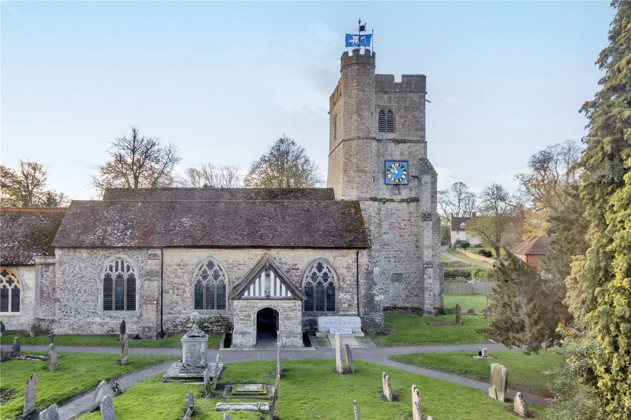 The Square, Lenham, ME17, photo 22