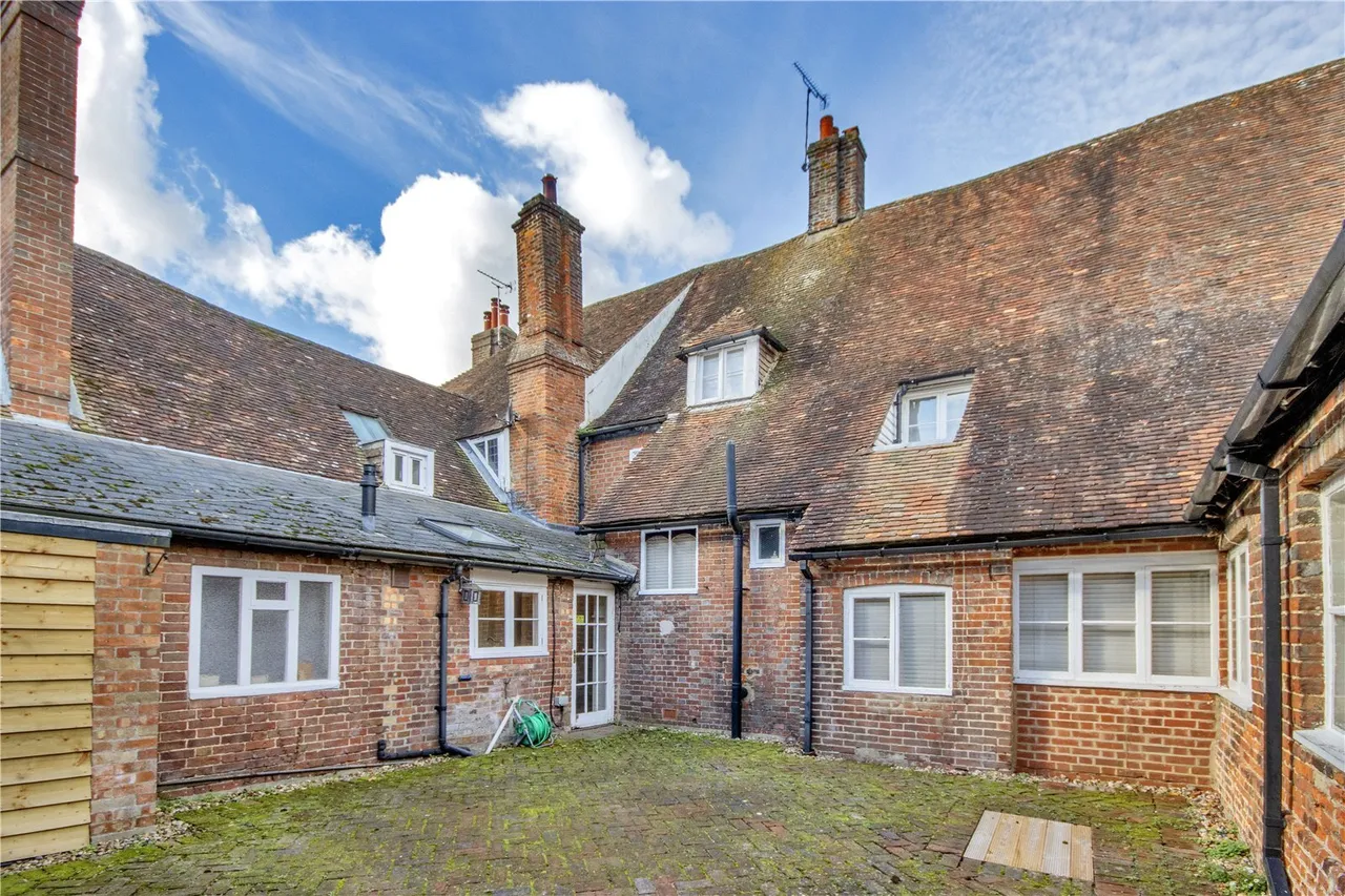 The Square, Lenham, ME17, photo 18