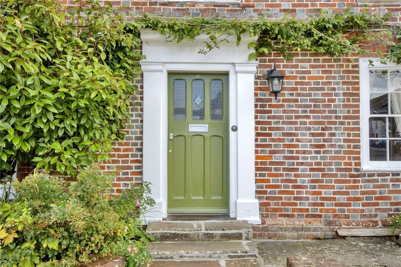 The Square, Lenham, ME17, photo 6