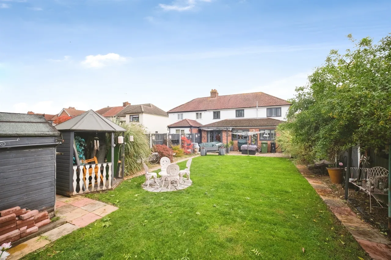 Aconbury Avenue, Hereford, HR2, photo 2