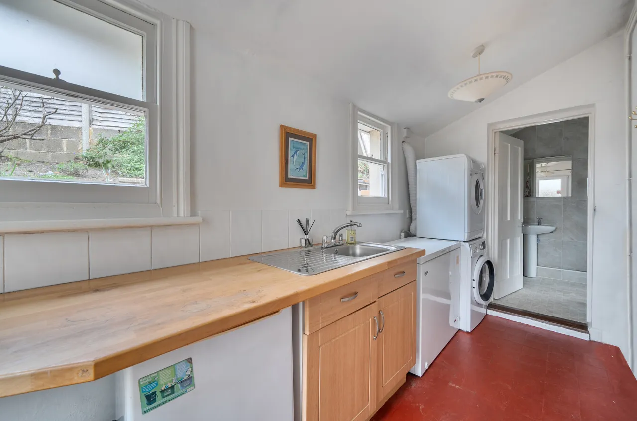 Prospect Road, Ash Vale, GU12 5ED, photo 20