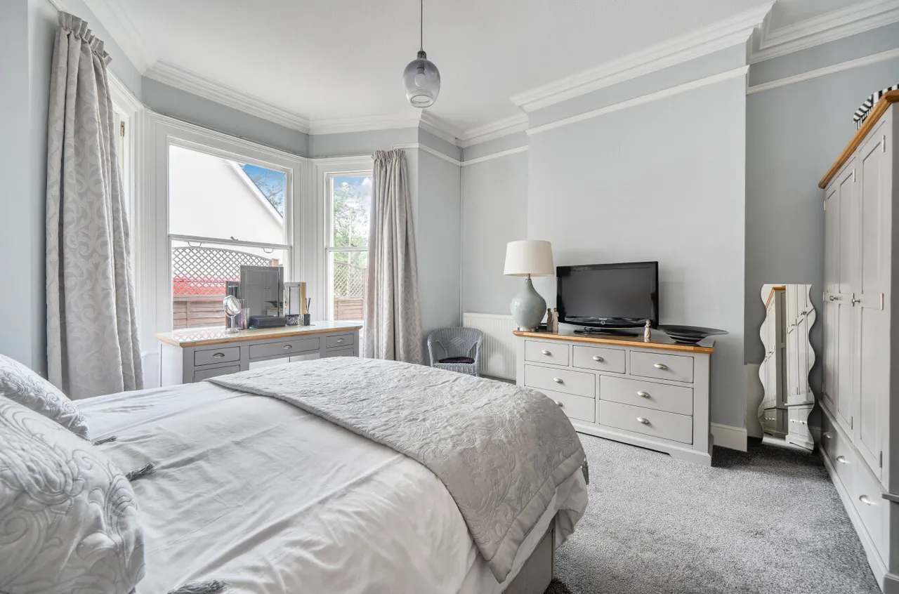 Prospect Road, Ash Vale, GU12 5ED, photo 5