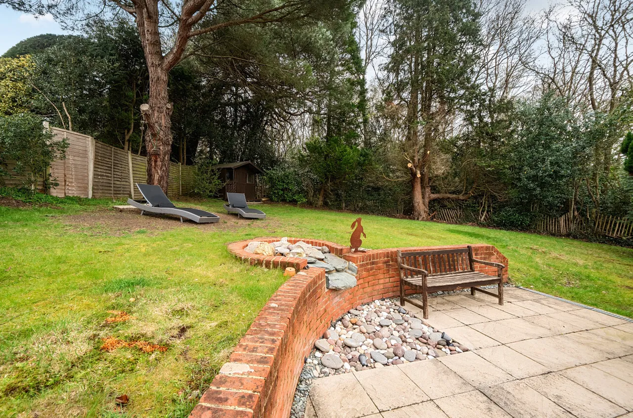 Prospect Road, Ash Vale, GU12 5ED, photo 31