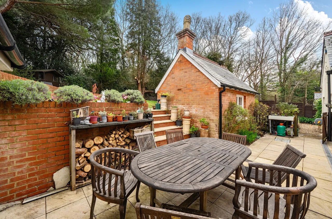 Prospect Road, Ash Vale, GU12 5ED, photo 18