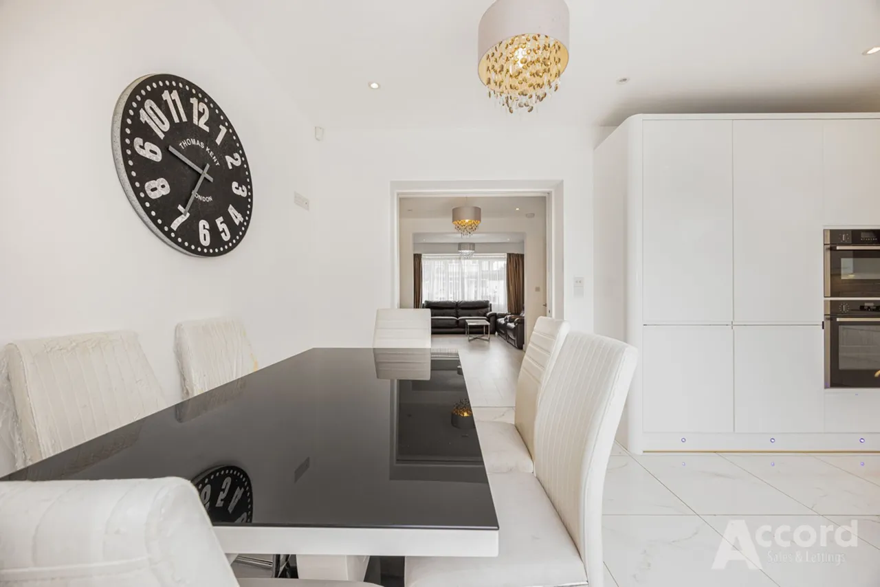 Heather Way, Romford, RM1, photo 9