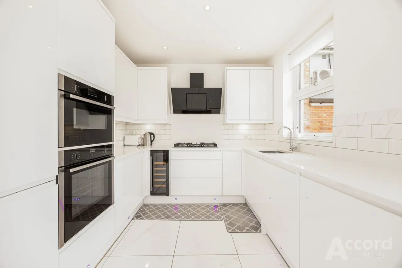 Heather Way, Romford, RM1, photo 3