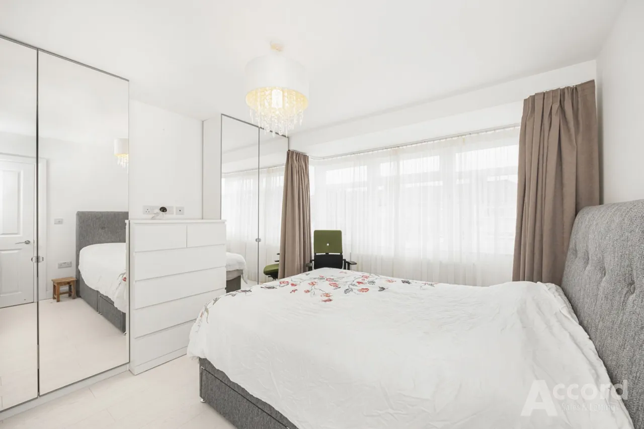 Heather Way, Romford, RM1, photo 39
