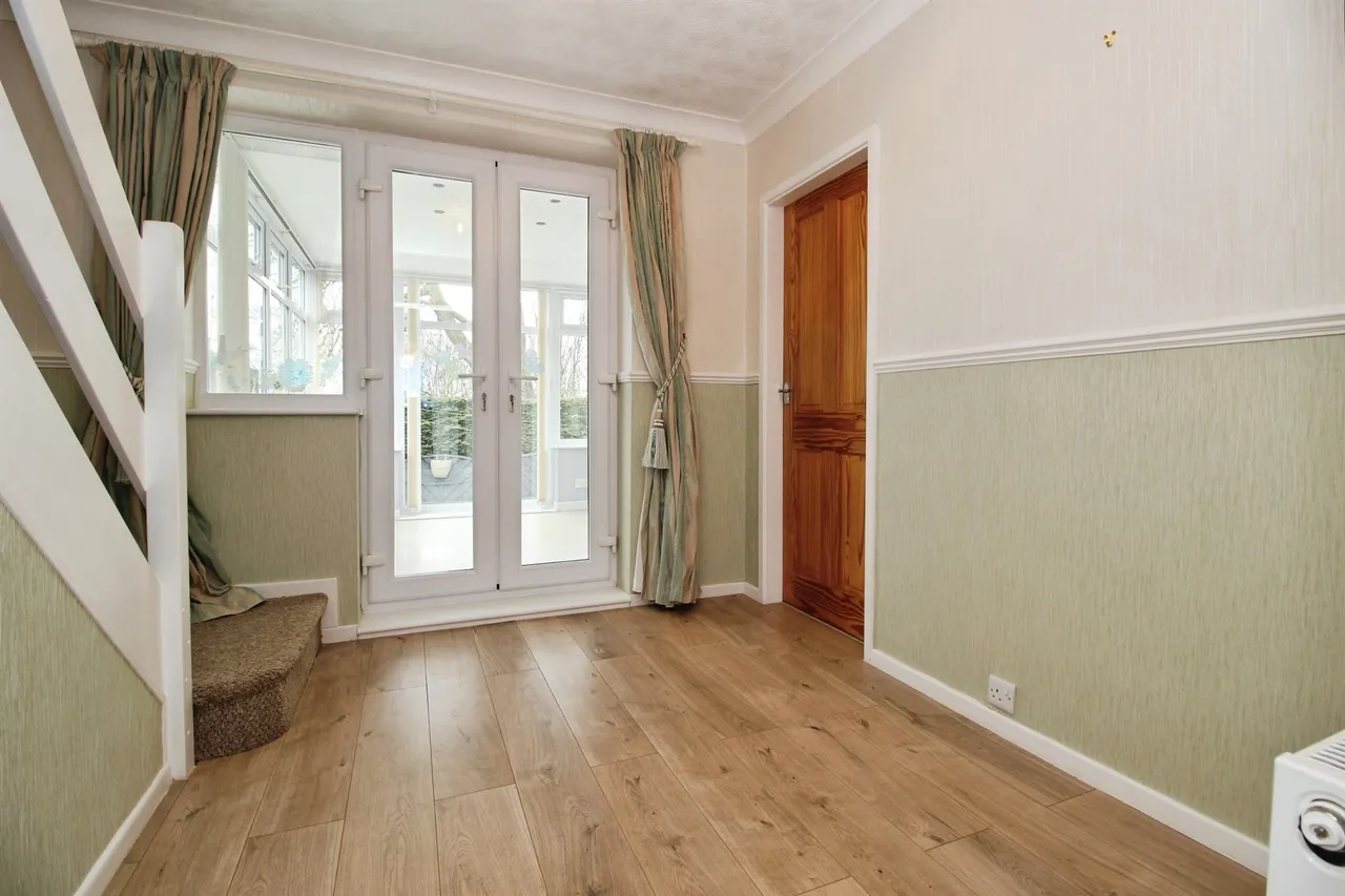 Owlcotes Garth, Pudsey, photo 10