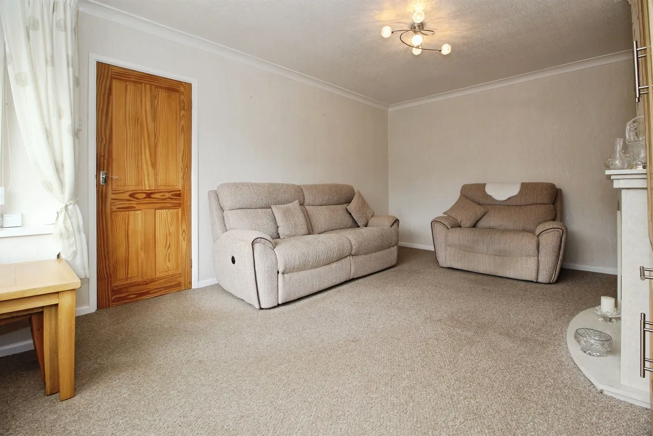 Owlcotes Garth, Pudsey, photo 8