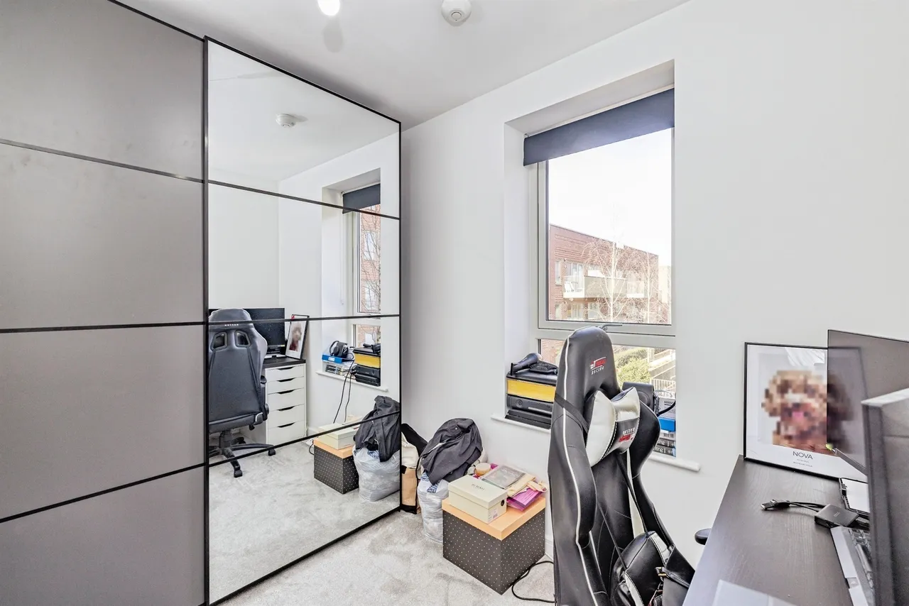 Oxhey Drive, Watford, WD19, photo 9