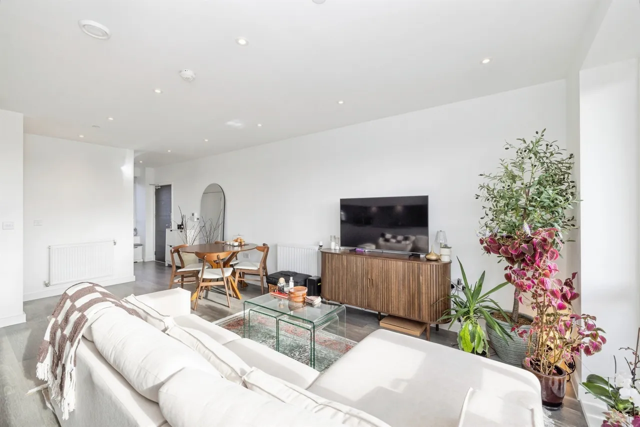 Oxhey Drive, Watford, WD19, photo 5