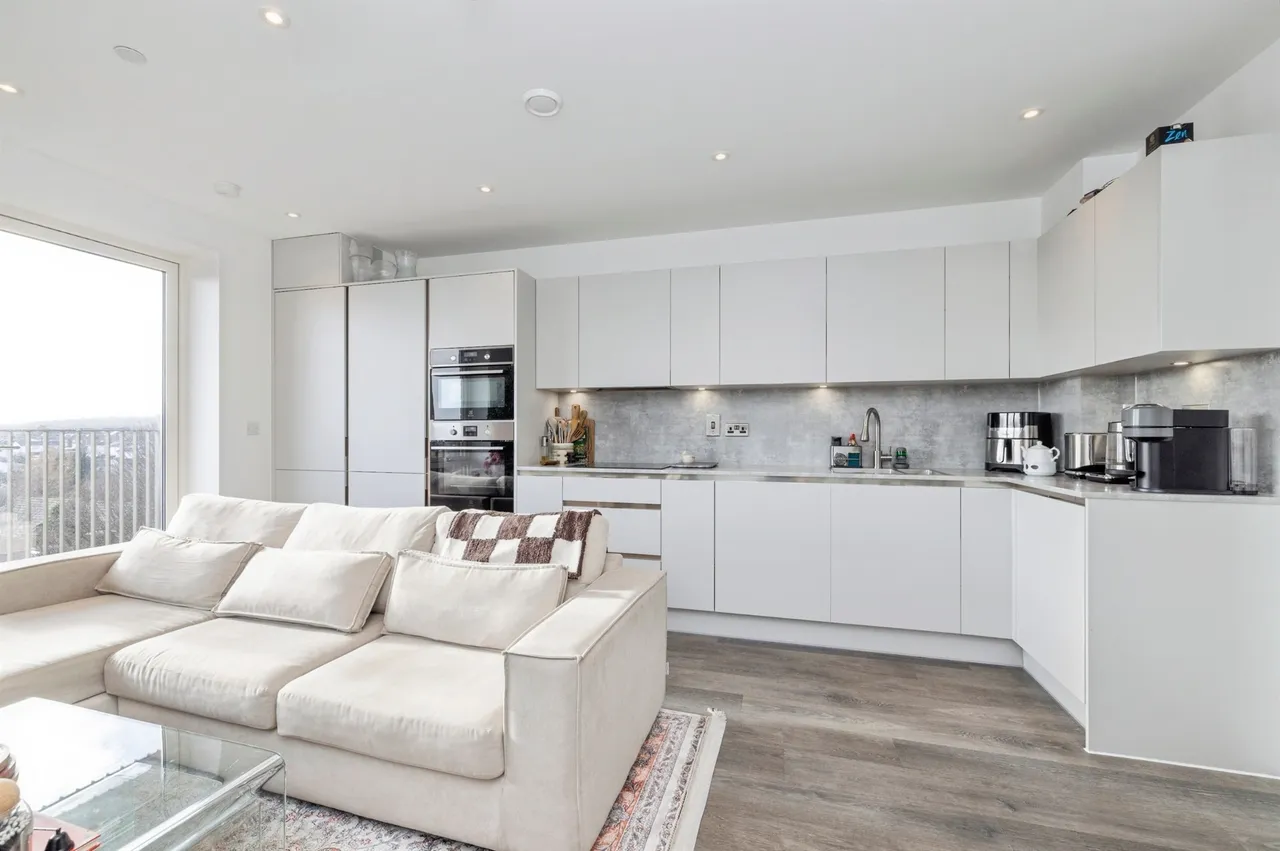 Oxhey Drive, Watford, WD19, photo 3
