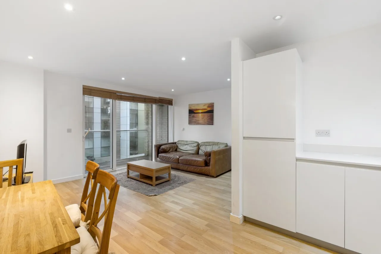 Goodchild Road, London, N4, photo 10