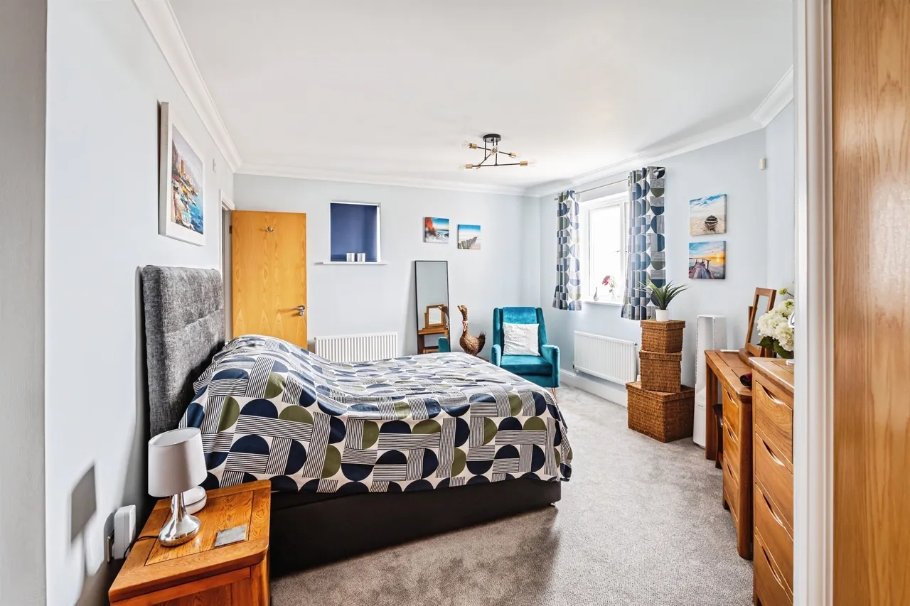 Dominica Court, Eastbourne, BN23, photo 17