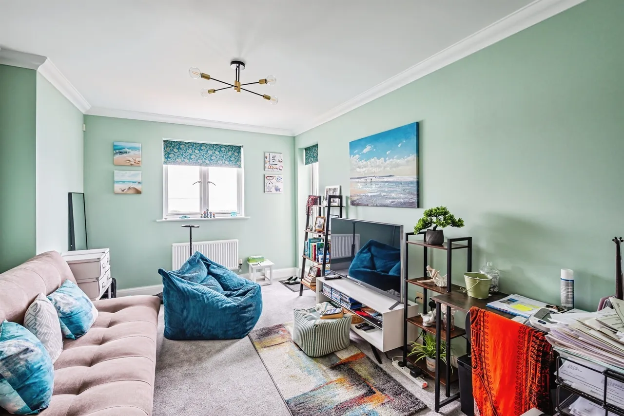 Dominica Court, Eastbourne, BN23, photo 20