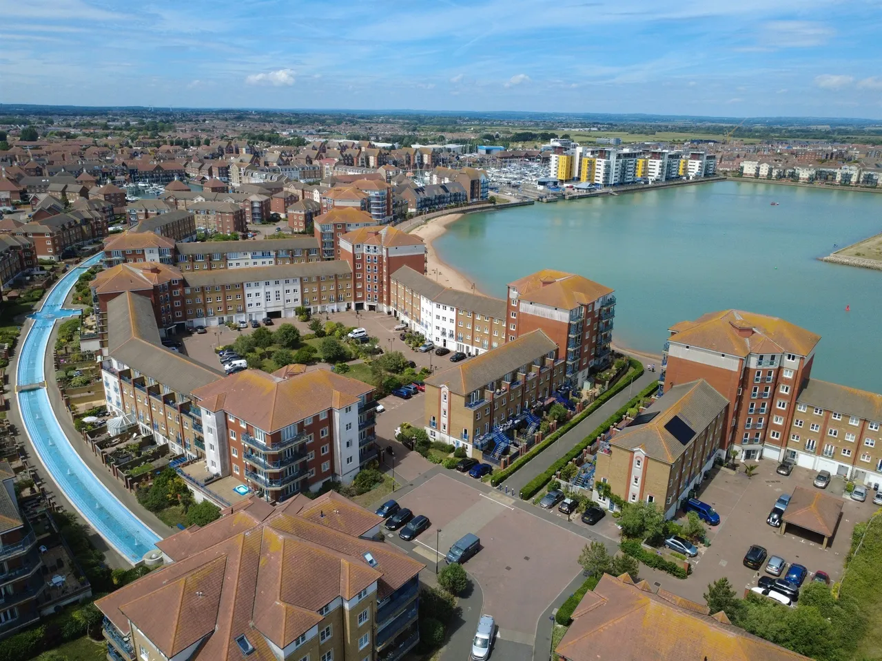 Dominica Court, Eastbourne, BN23, photo 3