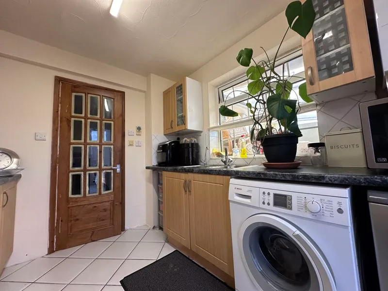 Ripley Road, Luton LU4 0AT, photo 5