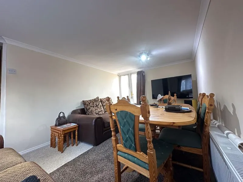 Ripley Road, Luton LU4 0AT, photo 8