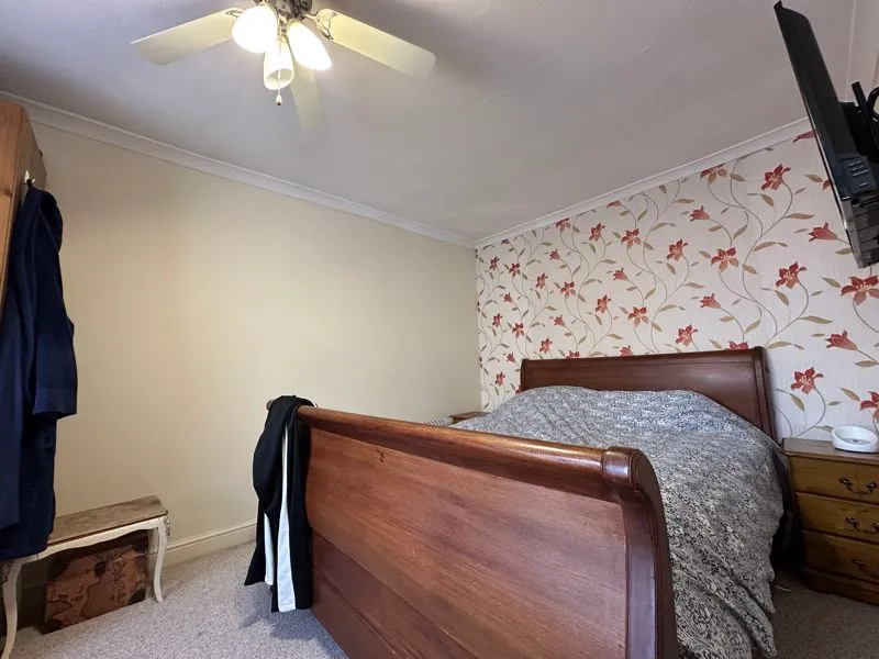 Ripley Road, Luton LU4 0AT, photo 6
