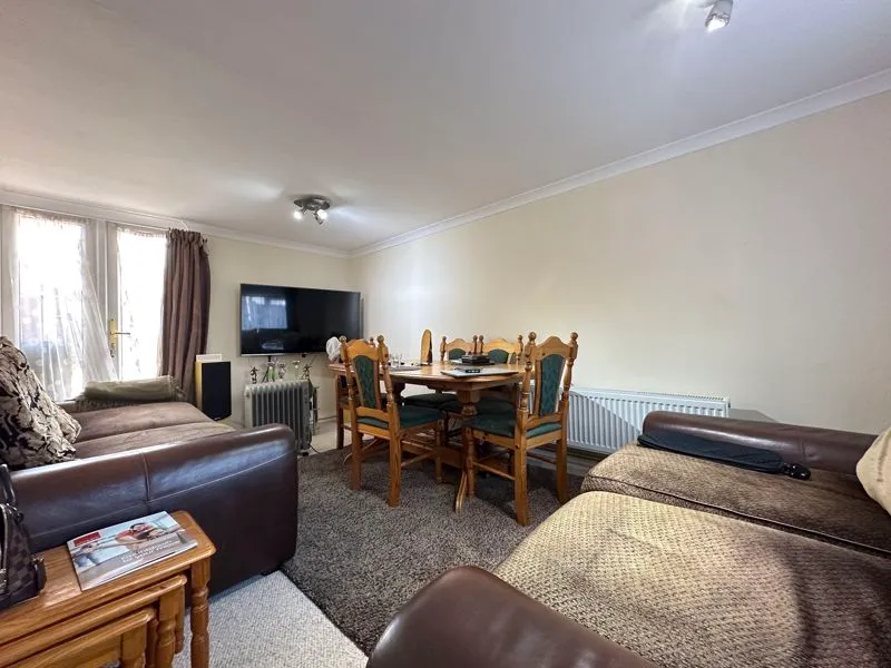 Ripley Road, Luton LU4 0AT, photo 4