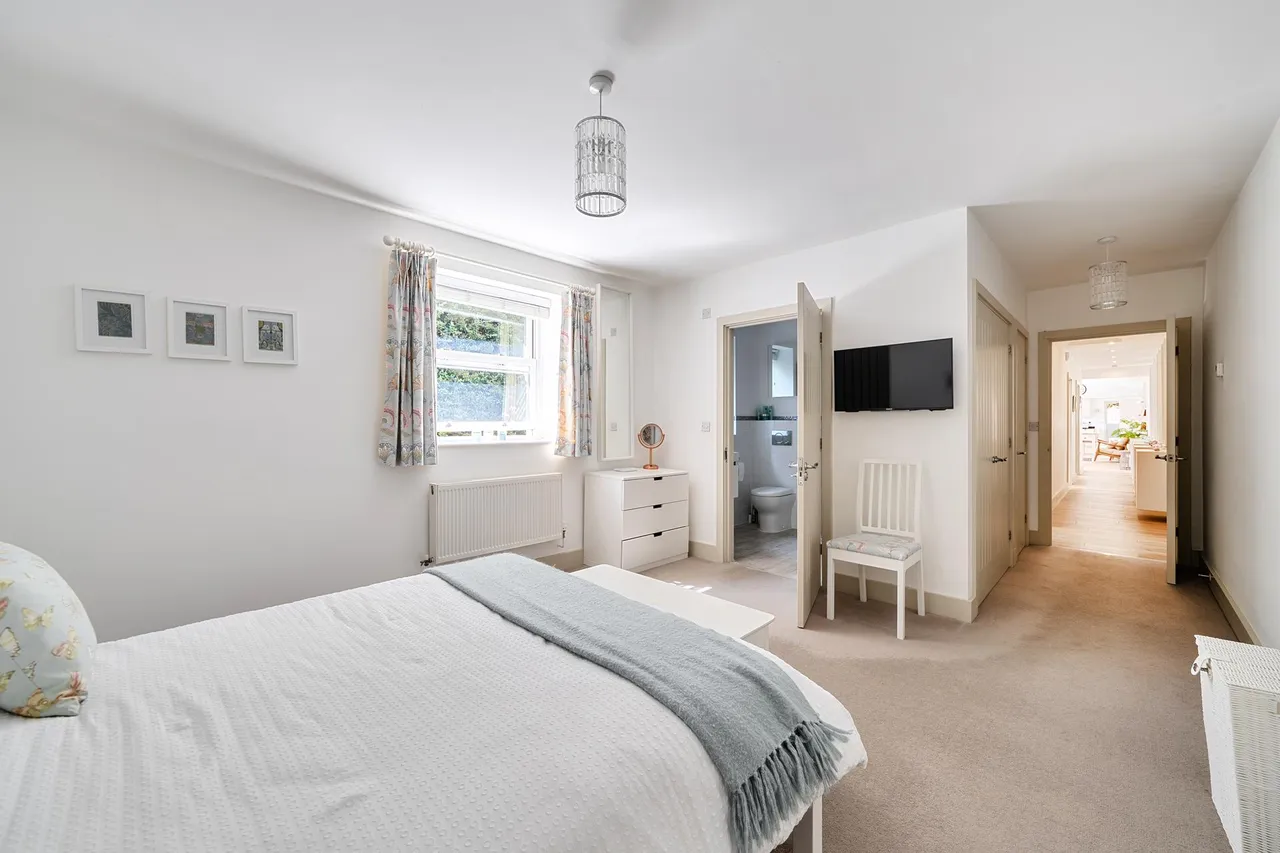 Waterhouse Lane, KIngswood, KT20, photo 17