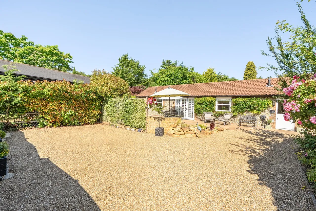 Waterhouse Lane, KIngswood, KT20, photo 29