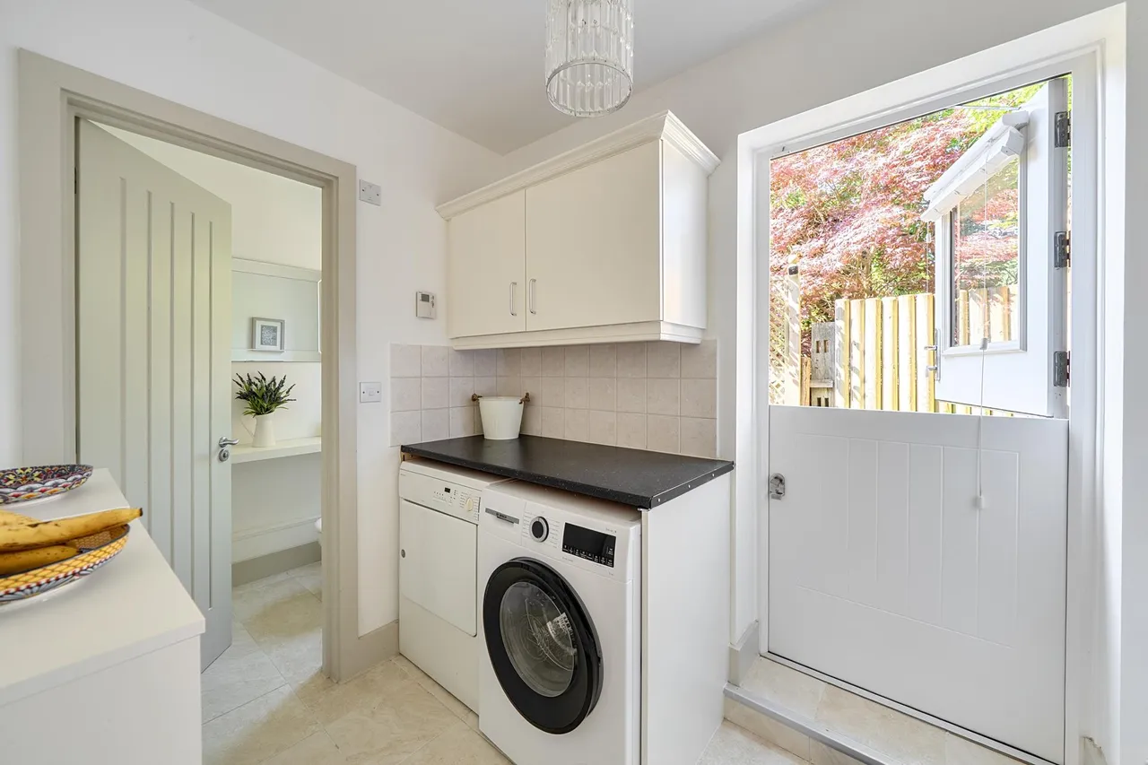Waterhouse Lane, KIngswood, KT20, photo 15
