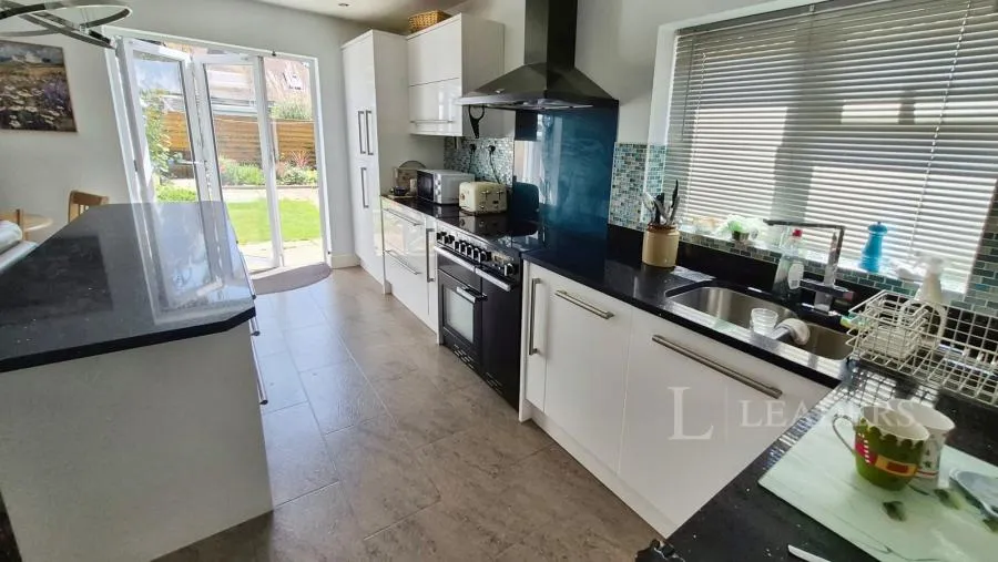 Bayly Avenue, Portchester, PO16, photo 10