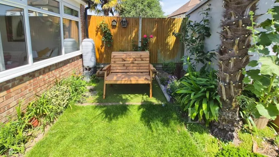 Bayly Avenue, Portchester, PO16, photo 11