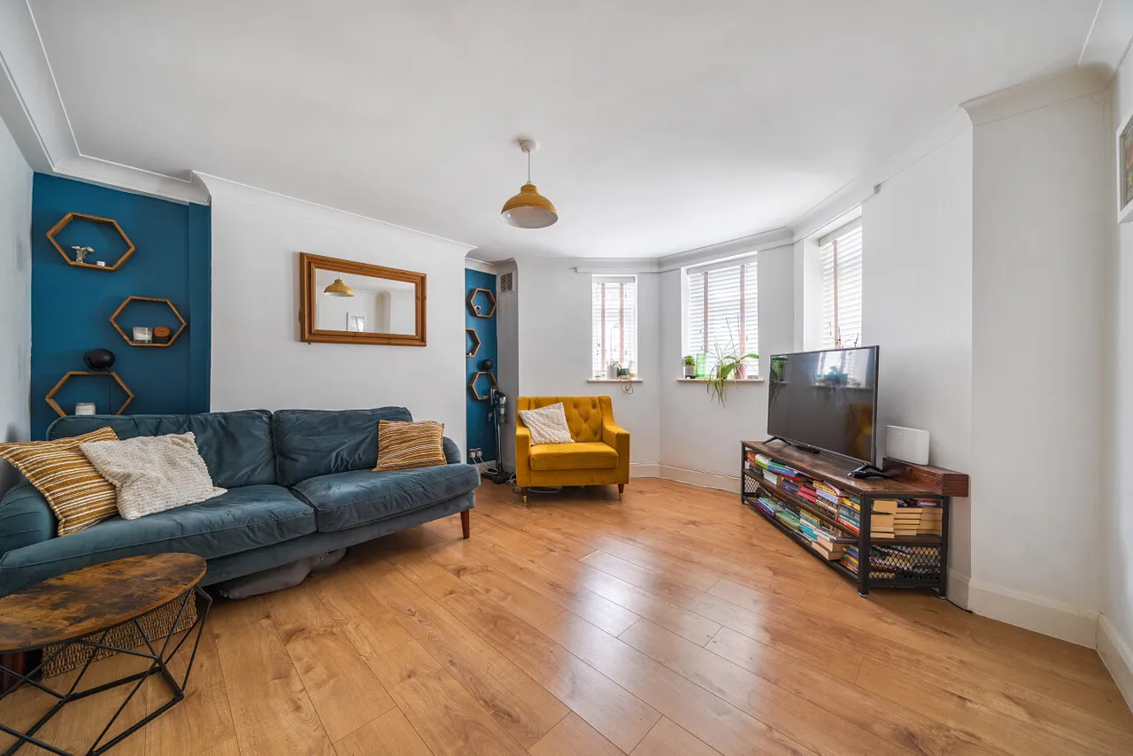 Ommaney Road, London, SE14, photo 2