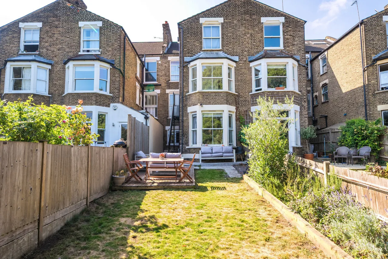 2 bed flat for sale — Ommaney Road, London, SE14