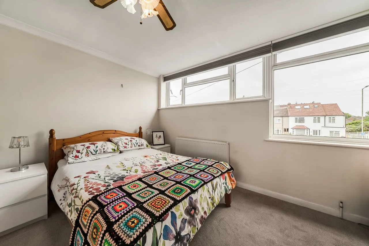 School Road, Ashford, TW15, photo 14