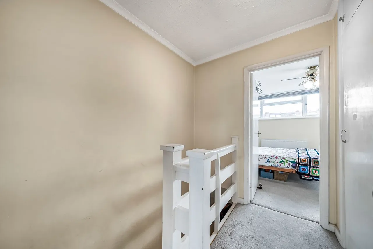 School Road, Ashford, TW15, photo 16