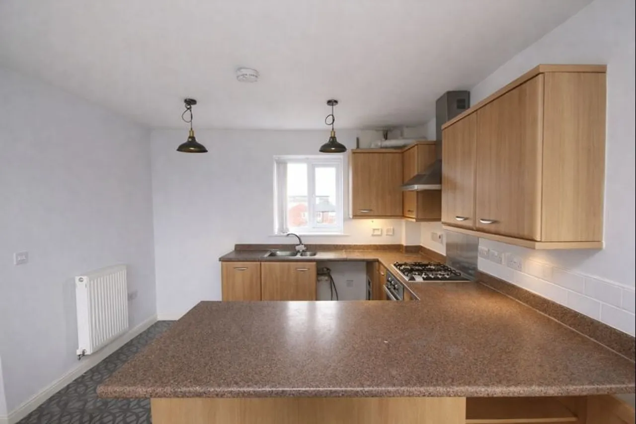 Barley Mere Close, Newton-Le-Willows, Newton-Le-Willows, WA12 8QW, photo 5