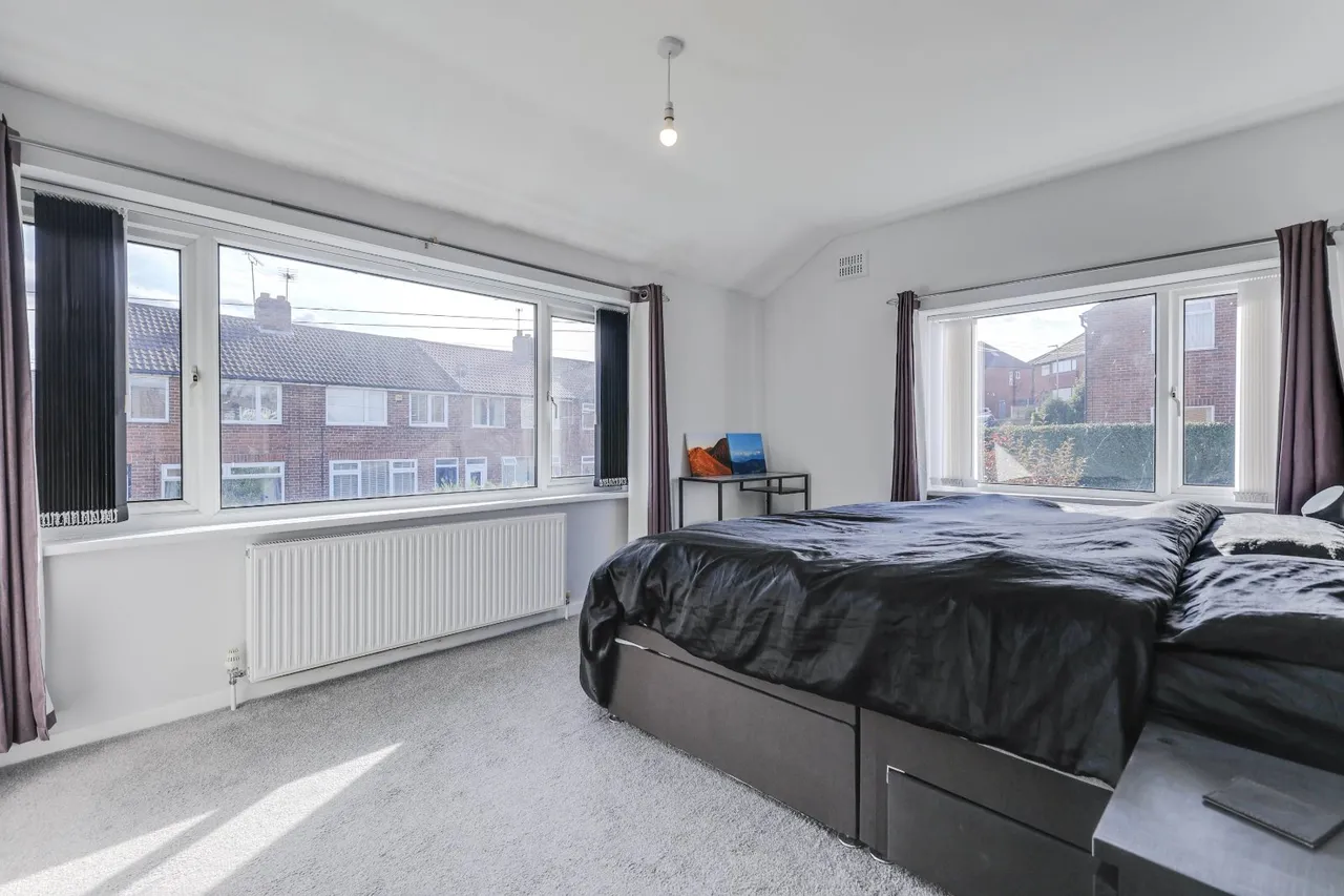 Springfield Gardens, Horsforth, LS18, photo 3