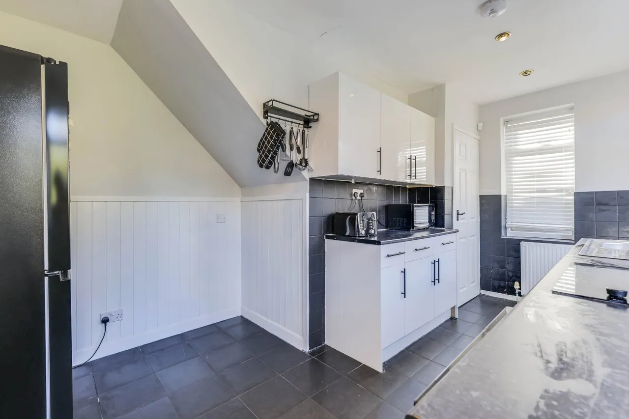 Springfield Gardens, Horsforth, LS18, photo 7