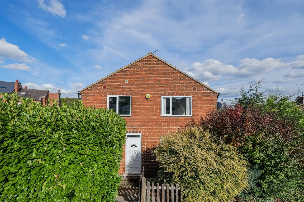 Springfield Gardens, Horsforth, LS18, photo 15