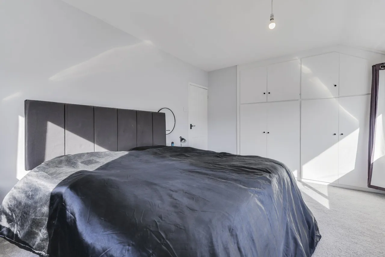Springfield Gardens, Horsforth, LS18, photo 9